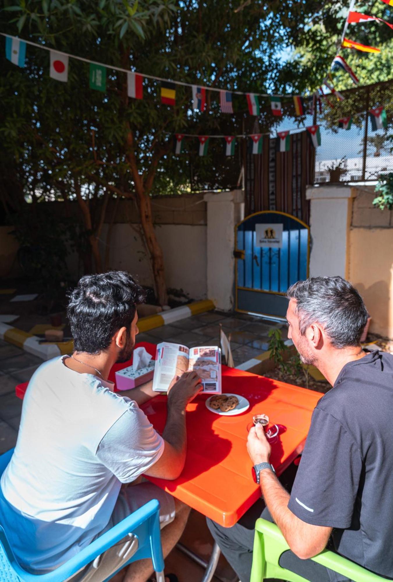 Extra Traveller Hostel Aqaba Ngoại thất bức ảnh