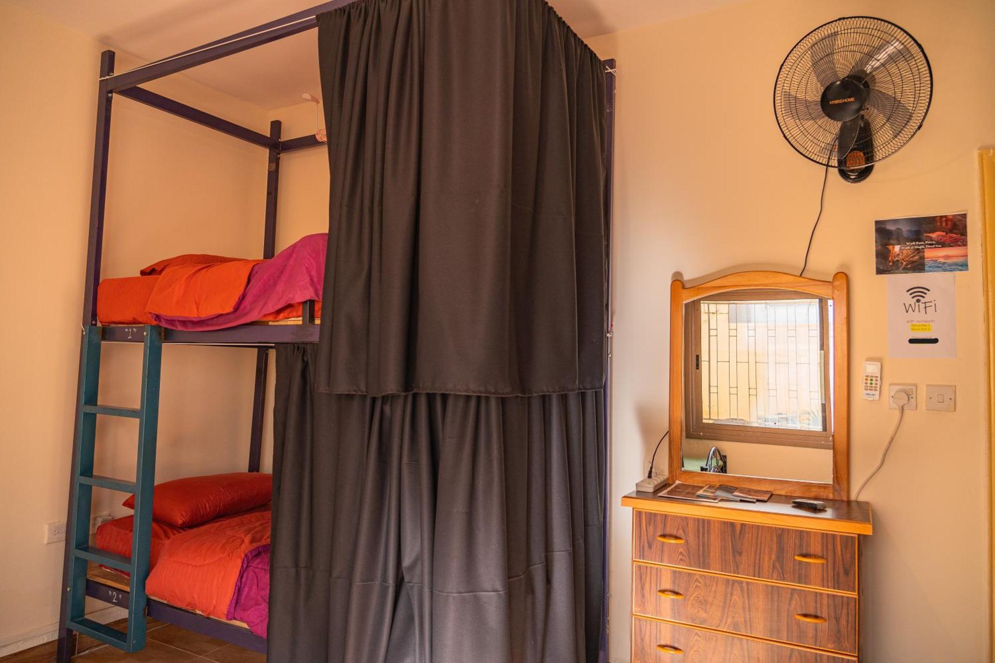 Extra Traveller Hostel Aqaba Ngoại thất bức ảnh