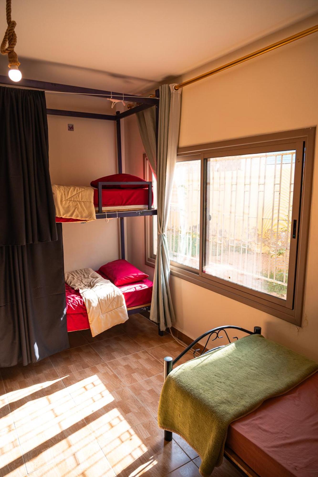 Extra Traveller Hostel Aqaba Ngoại thất bức ảnh